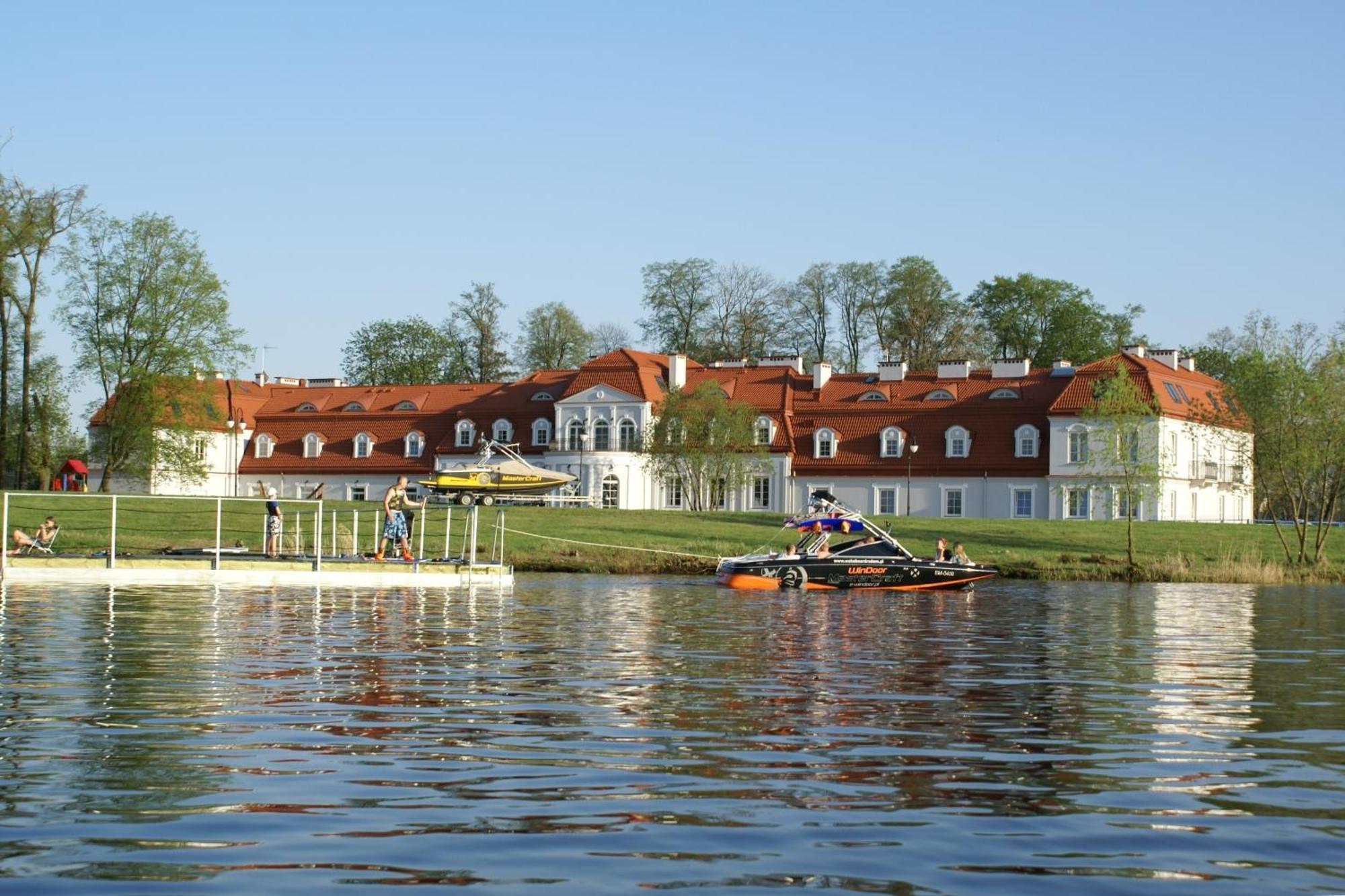 Palac Domaniowski Wieniawa Esterno foto